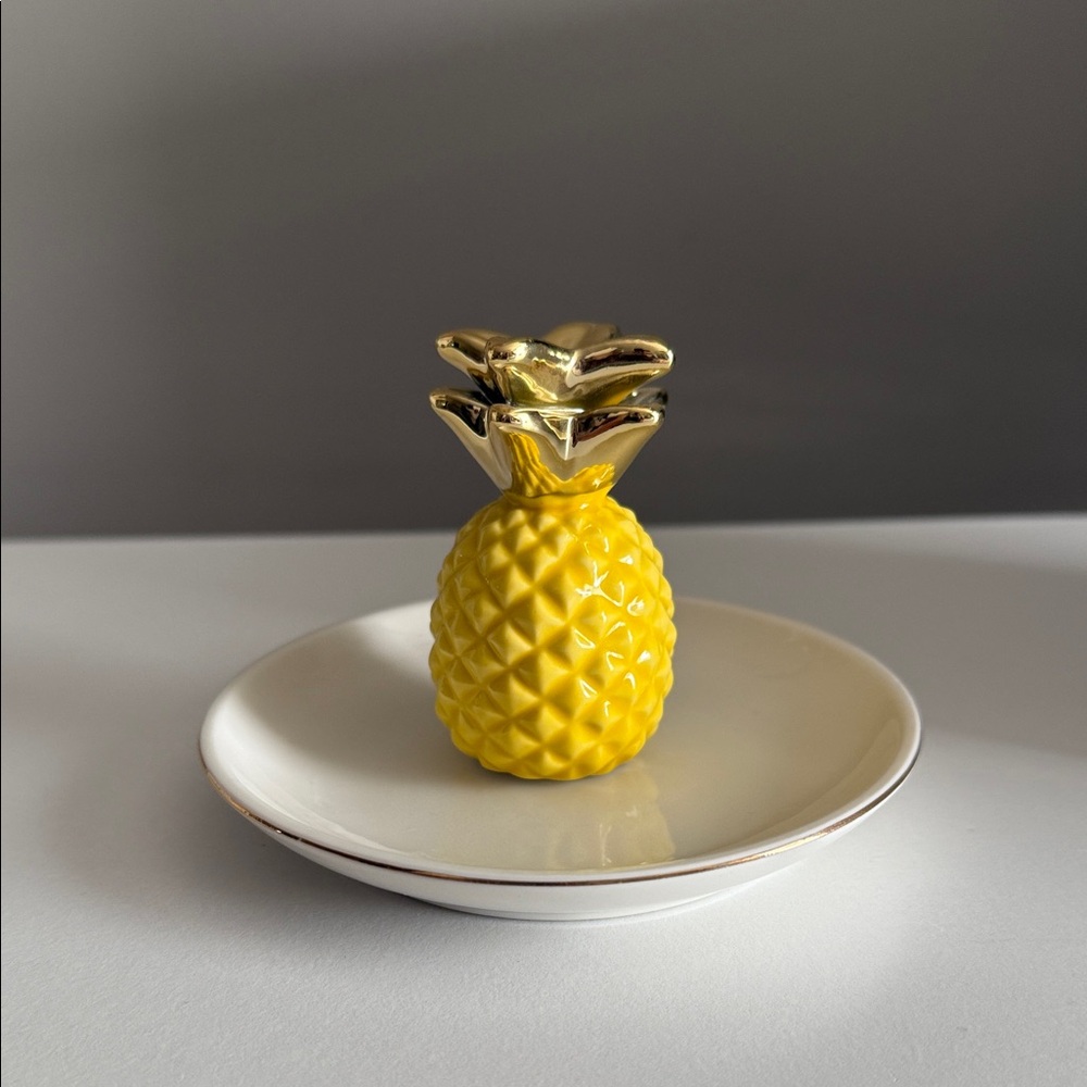 Yellow Pineapple Trinket Holder